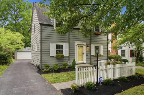 139 Aldrich Rd, Columbus, OH 43214