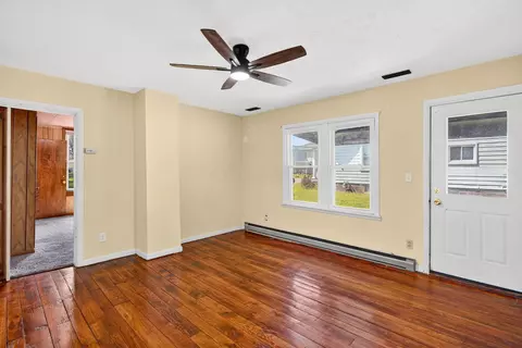 Living - 778 3rd St, Logan, OH 43138 photo 2 of 4