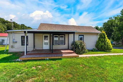 Exterior - 778 3rd St, Logan, OH 43138 photo 5 of 11