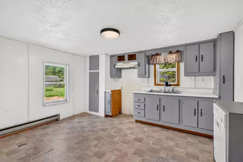 Kitchen - 778 3rd St, Logan, OH 43138 photo 1 of 2