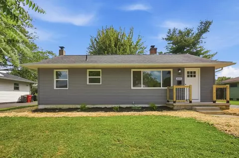 2775 James Ct, Grove City, OH 43123