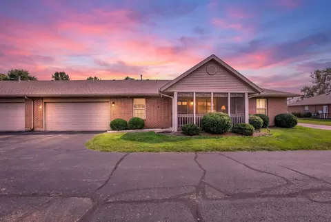 102 Foster Dr, Thornville, OH 43076