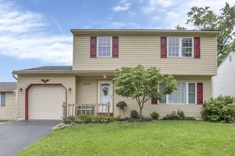 2833 Sunset View Ct, Columbus, OH 43207