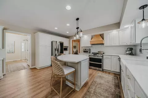 Kitchen - 1720 Marion Edison Rd, Marion, OH 43302 photo 3 of 5