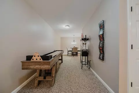 Entry Way - 1720 Marion Edison Rd, Marion, OH 43302 photo 5 of 7