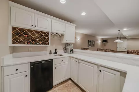 Kitchen - 1720 Marion Edison Rd, Marion, OH 43302 photo 5 of 5
