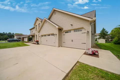 Exterior - 1720 Marion Edison Rd, Marion, OH 43302 photo 3 of 10