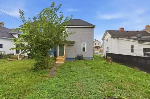 Exterior - 490 E Markison Ave, Columbus, OH 43207 photo 2 of 5