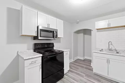 Kitchen - 490 E Markison Ave, Columbus, OH 43207 photo 5 of 5