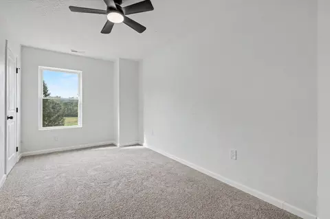Bedroom - 26295 Jackson Rd, Circleville, OH 43113 photo 1 of 8