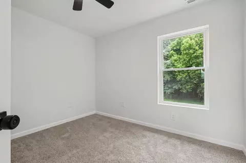 Bedroom - 26295 Jackson Rd, Circleville, OH 43113 photo 3 of 8