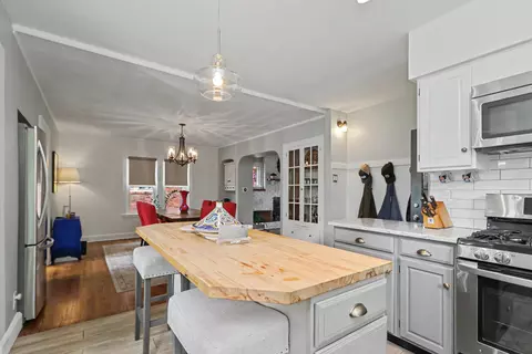 Kitchen - 489 Crescent Rd, Mansfield, OH 44907 photo 3 of 3