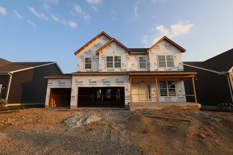 7931 Collins Dr, Reynoldsburg, OH 43068