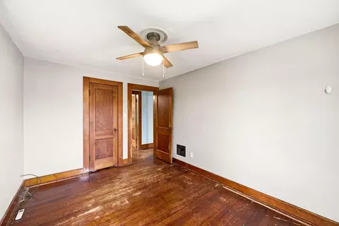 Bedroom - 520 Oak St, Marion, OH 43302 photo 6 of 6