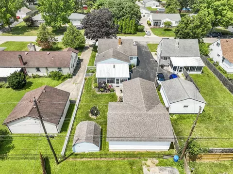 View/Area - 400 Maple Dr, Columbus, OH 43228 photo 9 of 9