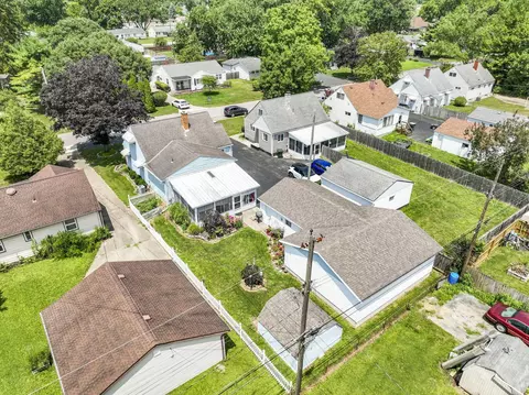 View/Area - 400 Maple Dr, Columbus, OH 43228 photo 8 of 9