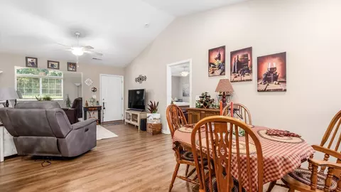 Dining - 734 Whitetail Loop, Newark, OH 43055 photo 2 of 2