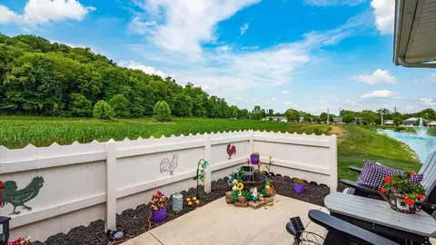 Exterior - 734 Whitetail Loop, Newark, OH 43055 photo 4 of 5