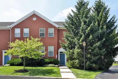 3011 Sunset Dr #F, Columbus, OH 43202