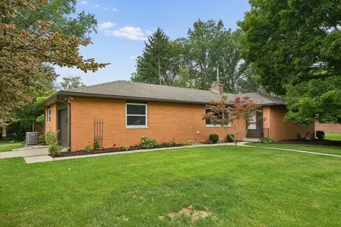 83 Ceramic Dr, Columbus, OH 43214