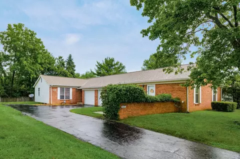 5845-5847 Forest Hills Blvd, Columbus, OH 43231
