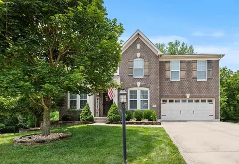 210 Blue Jacket Cir, Pickerington, OH 43147