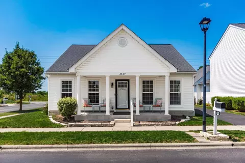 2529 Delowe St, Grove City, OH 43123