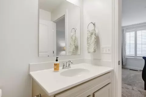 Bath - 4503 Ruppert Trl, Powell, OH 43065 photo 5 of 5