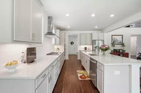 Kitchen - 4503 Ruppert Trl, Powell, OH 43065 photo 4 of 7