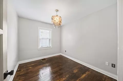 Bedroom - 415 E Central Ave, Delaware, OH 43015 photo 1 of 8