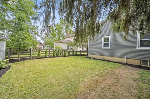 Exterior - 415 E Central Ave, Delaware, OH 43015 photo 9 of 23