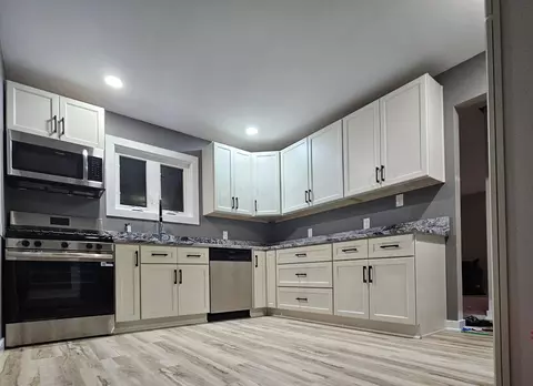 Kitchen - 524 N Spring St, Logan, OH 43138 photo 3 of 5