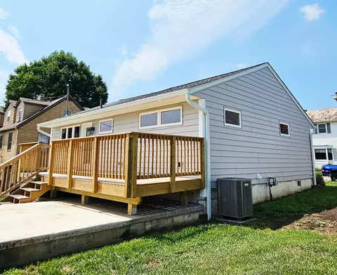 Exterior - 524 N Spring St, Logan, OH 43138 photo 6 of 6