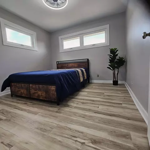 Bedroom - 524 N Spring St, Logan, OH 43138 photo 2 of 4