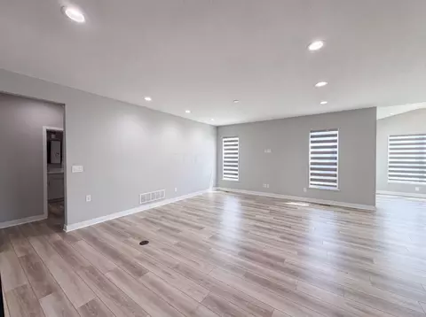 Living - 1601 Cromwill Loop, Delaware, OH 43015 photo 5 of 5