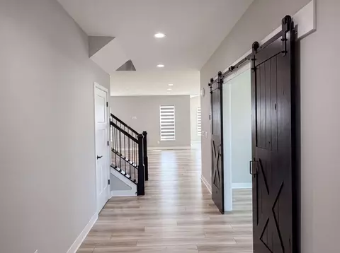 Entry Way - 1601 Cromwill Loop, Delaware, OH 43015 photo 1 of 3