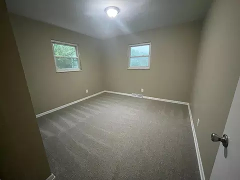 Bedroom - 129 Gale Ct, Circleville, OH 43113 photo 4 of 7
