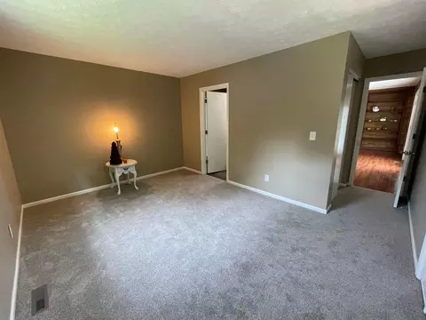 Bedroom - 129 Gale Ct, Circleville, OH 43113 photo 1 of 7