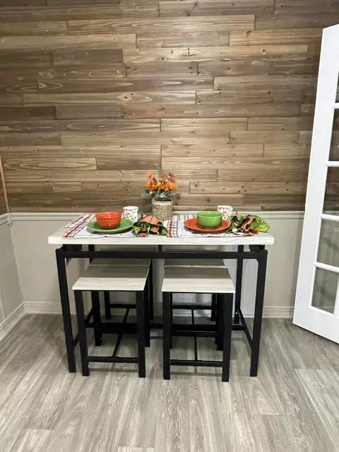Dining - 129 Gale Ct, Circleville, OH 43113 photo 1 of 1