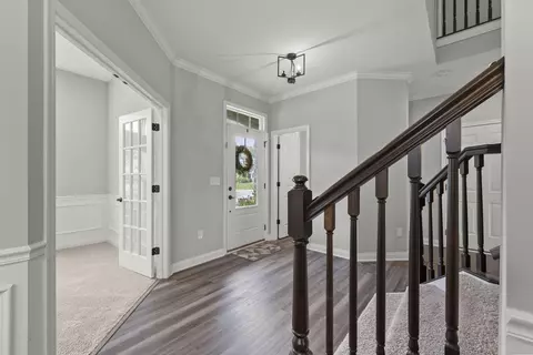 Entry Way - 8499 Paddock Trl, Blacklick, OH 43004 photo 2 of 7
