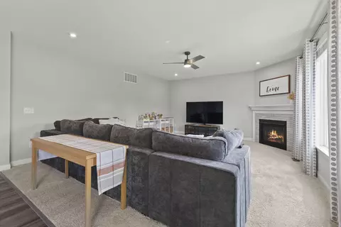Living - 8499 Paddock Trl, Blacklick, OH 43004 photo 1 of 2
