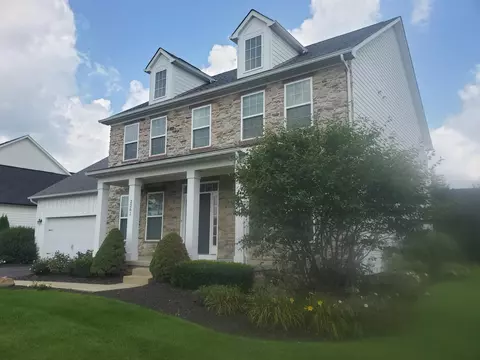 2261 Woodstock Ave, Lewis Center, OH 43035