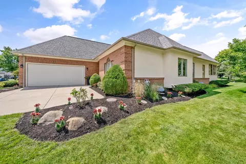 920 Linworth Village Dr, Columbus, OH 43235