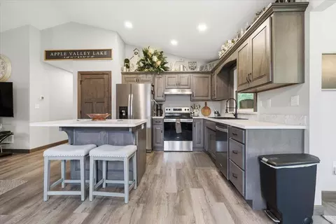 Kitchen - 148 Jonathon Dr, Howard, OH 43028 photo 2 of 3