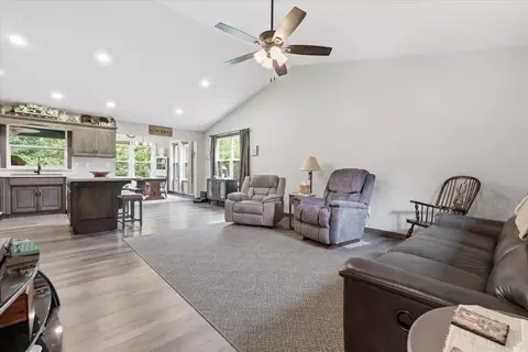 Entry Way - 148 Jonathon Dr, Howard, OH 43028 photo 1 of 5