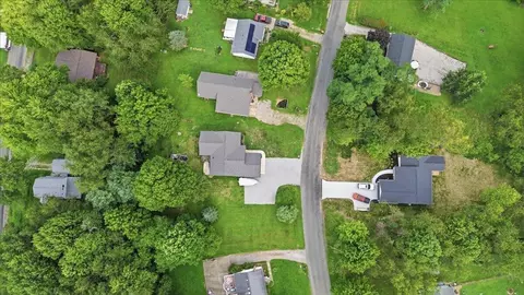 View/Area - 148 Jonathon Dr, Howard, OH 43028 photo 2 of 4