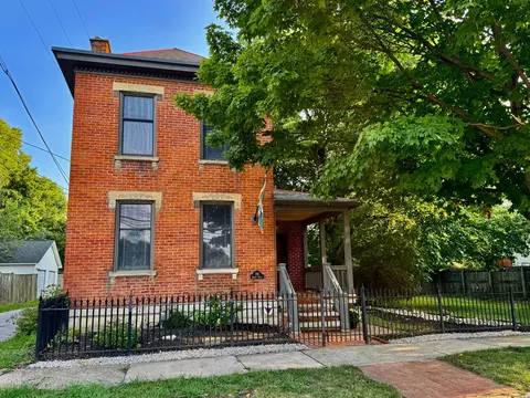 391 Siebert St, Columbus, OH 43206