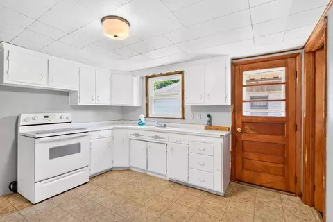Kitchen - 744 3rd St, Logan, OH 43138 photo 2 of 3
