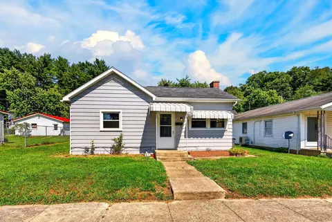 Exterior - 744 3rd St, Logan, OH 43138 photo 6 of 10