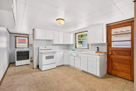Kitchen - 744 3rd St, Logan, OH 43138 photo 1 of 3